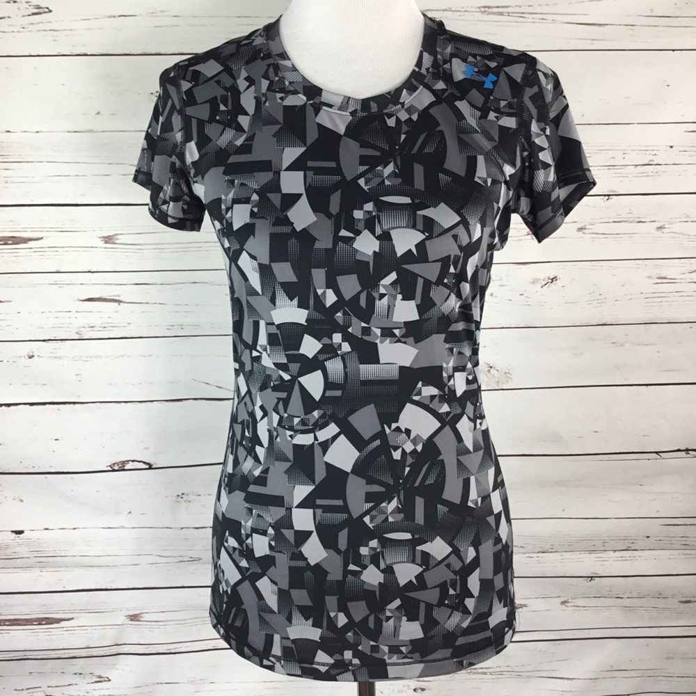 Under Armour Fitted Heat Gear Black Grey Top Athletic Size Small Short Sleeve